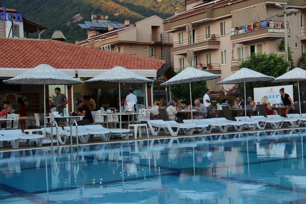 Aloria Garden Hotel Эрдек Экстерьер фото